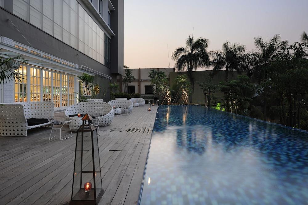 Veranda Hotel Pakubuwono Jakarta Exterior foto