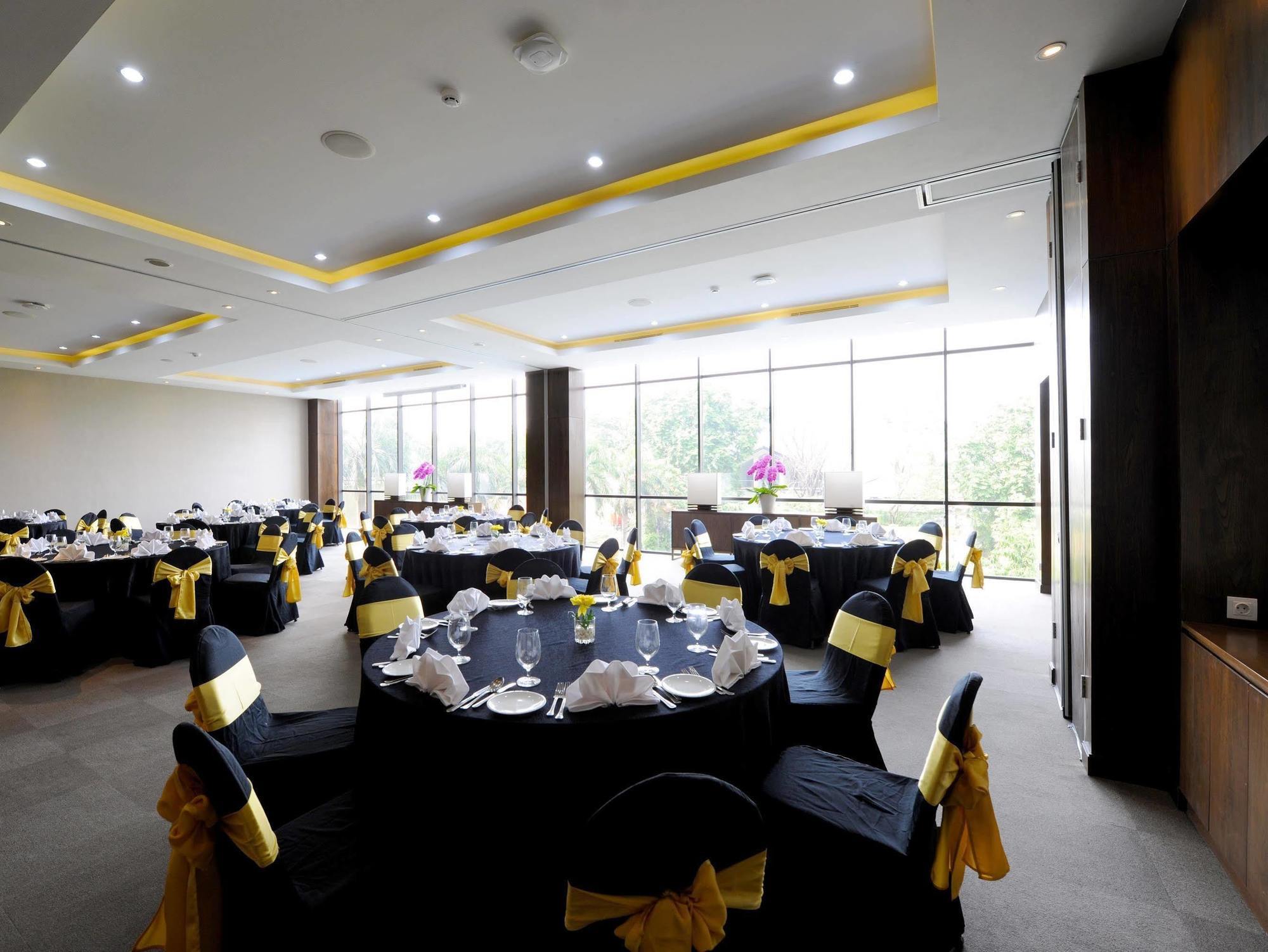 Veranda Hotel Pakubuwono Jakarta Exterior foto